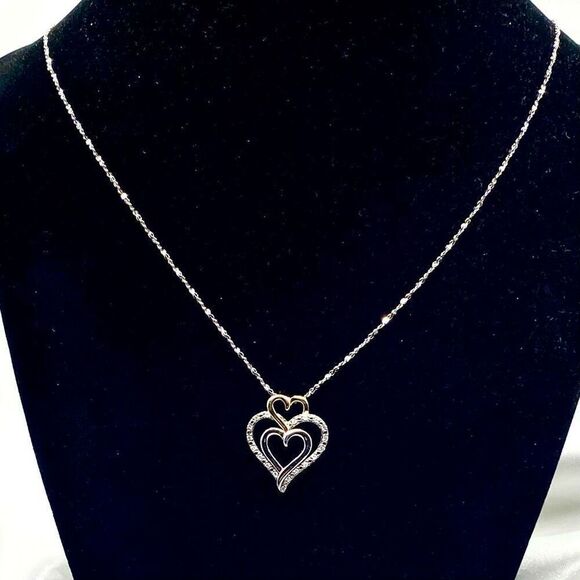 ADF Striking Triple Heart Italian Sterling Silver Necklace - Picture 5 of 10